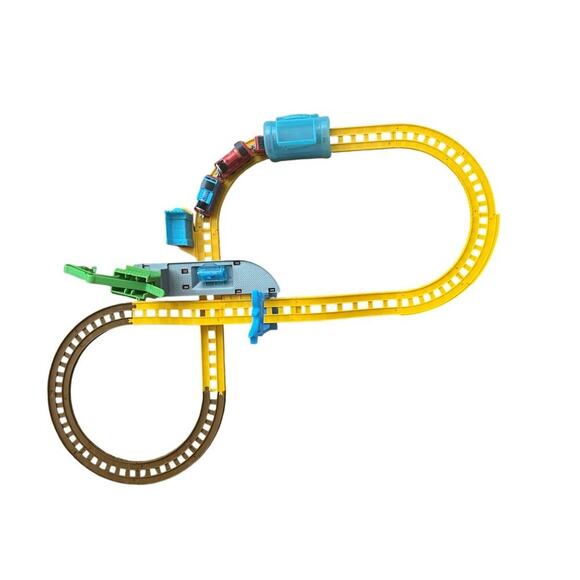 Thomas & Friends Collectible Railway Shark Delivery Deluxe Set - Picture 9 of 9